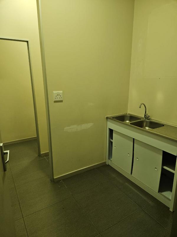 To Let commercial Property for Rent in Parow East Western Cape